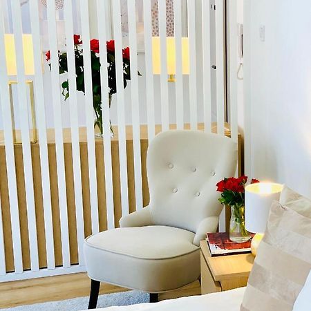 קלודז'קו Apartament W Centrum Miasta Z Darmowym Parkingiem Dla Dwojga -Apartamenty Pod Zlotym Lwem מראה חיצוני תמונה