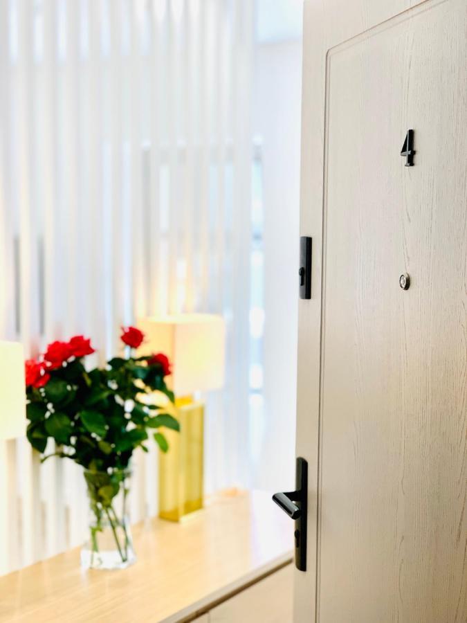 קלודז'קו Apartament W Centrum Miasta Z Darmowym Parkingiem Dla Dwojga -Apartamenty Pod Zlotym Lwem מראה חיצוני תמונה